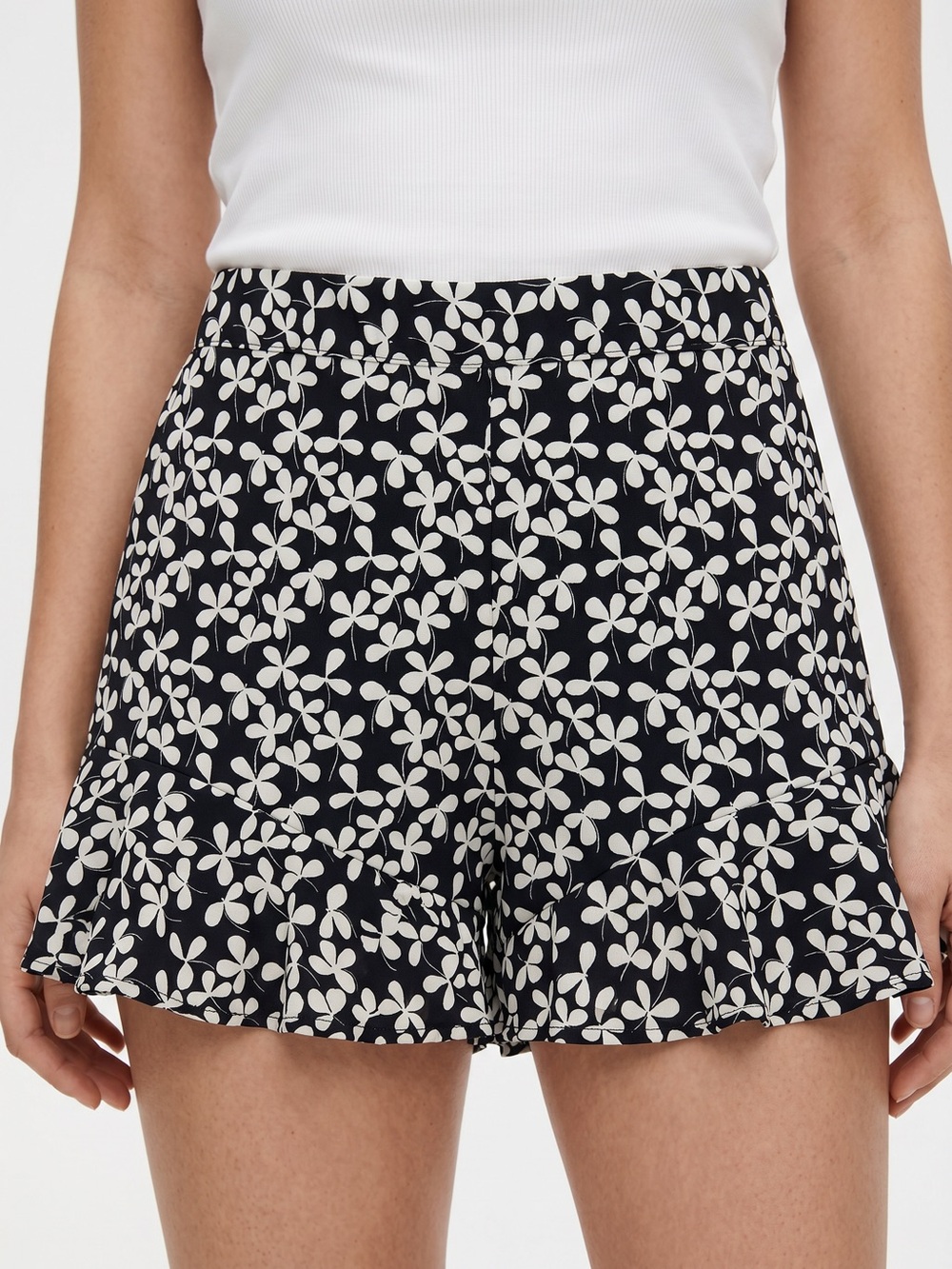 Who What Wear Black and White High Waist Shorts